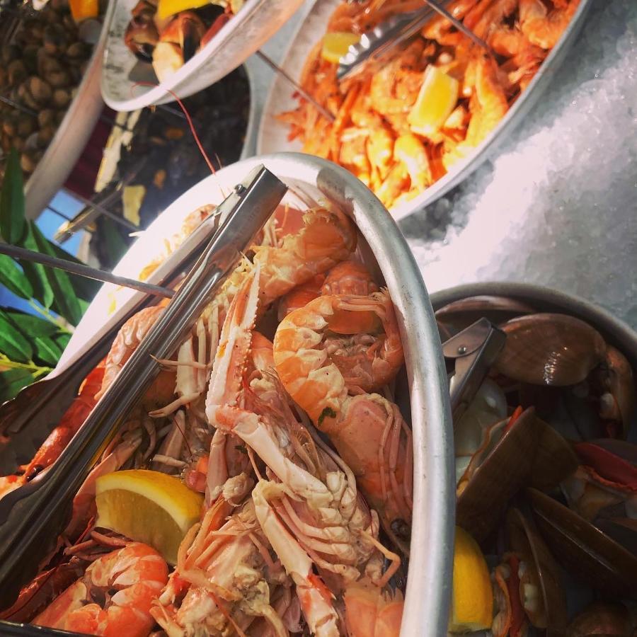 Le Relais D'Etagnac 호텔 외부 사진