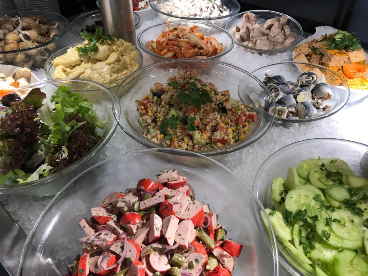 Le Relais D'Etagnac 호텔 외부 사진